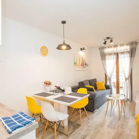 Star Apartment *